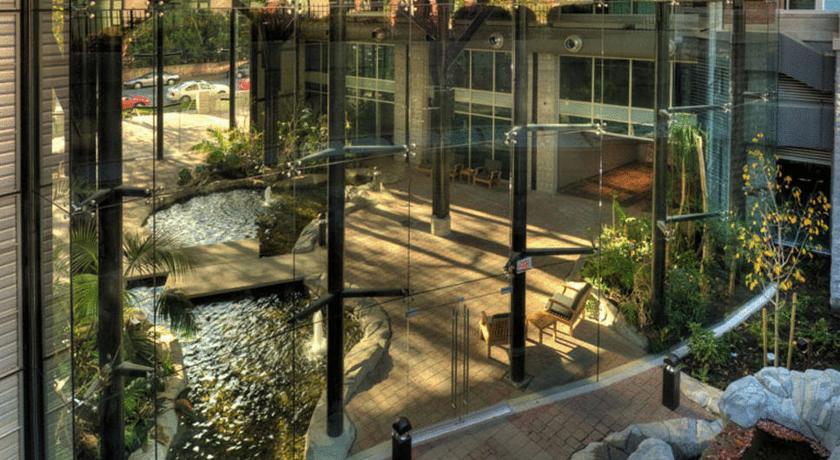 The Parkside Hotel And Spa ビクトリア エクステリア 写真